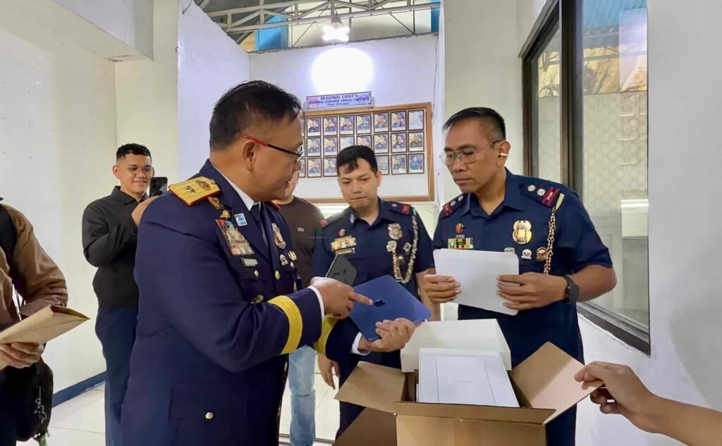 PNP Seizes P300 Million in Smuggled Devices Throughout Quezon Metropolis Cease PNP Seizes P300 Million in Smuggled Devices Throughout Quezon Metropolis Cease