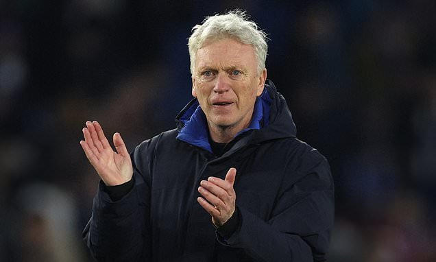 Moyes Blasts Refs for Reserving Objective Celebration, Vows Encore Moyes Blasts Refs for Reserving Objective Celebration, Vows Encore