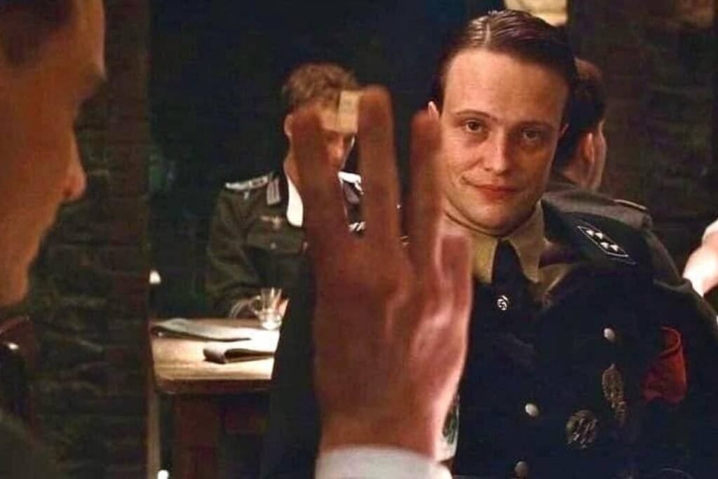 Telltale Indicators Vacationers Reveal Themselves as Foreigners Overseas Telltale Indicators Vacationers Reveal Themselves as Foreigners Overseas