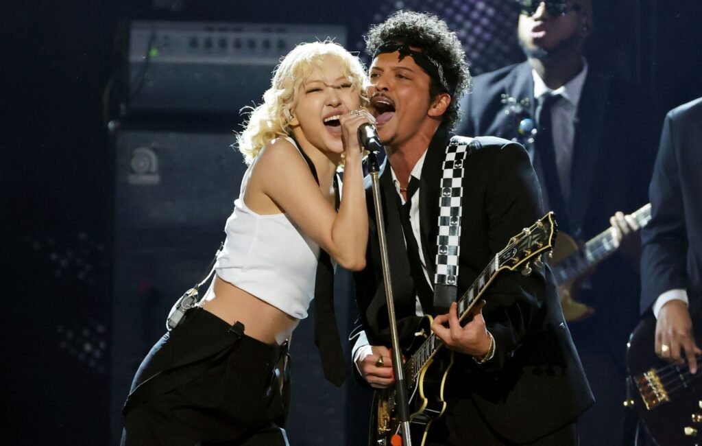 Rosé Makes Grammy Historical past as First Solo Ok-Pop Performer with Bruno Mars