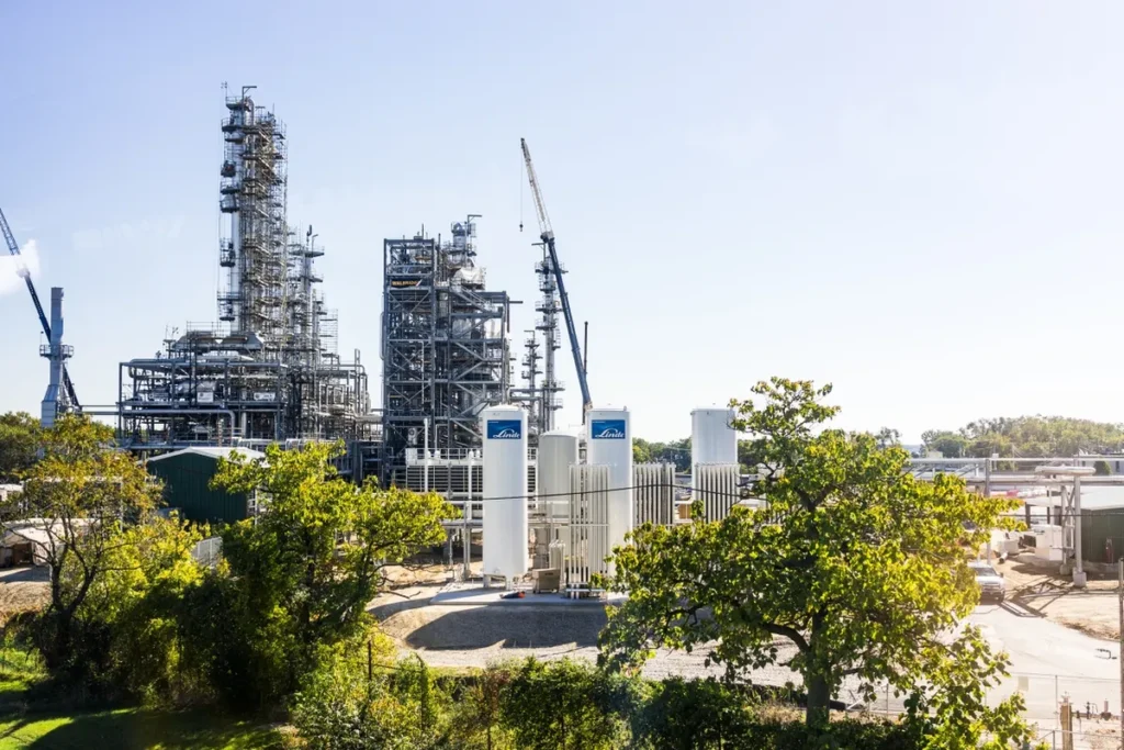 Linde Delivers Sturdy 2025 Outcomes However Valuation Caps Upside