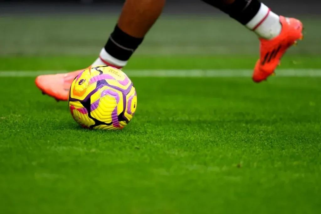 Youth Soccer Groups: Submit Images for Colchester Gazette Complement