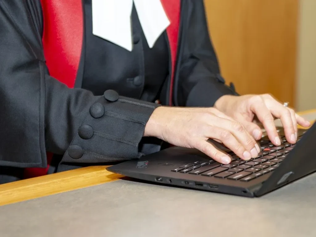 BC Fraudster Will get Home Arrest for Stealing 5K from Weak Shopper