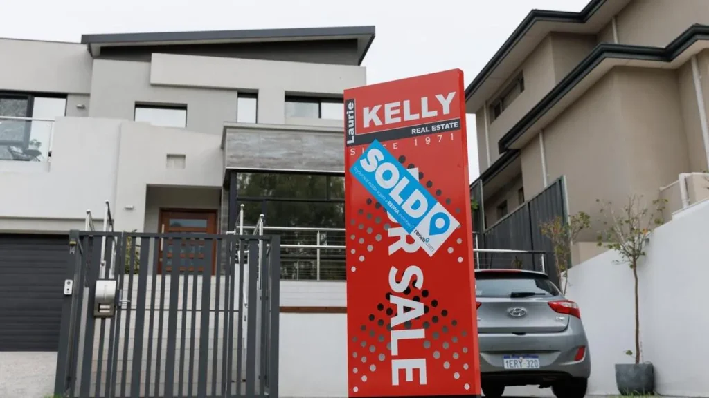 Residence Value Declines Linked to Tax Adjustments and Price Hikes