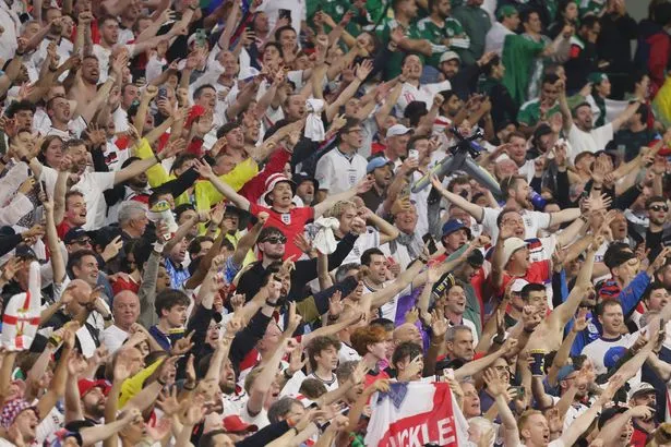 Oasis’ “Wonderwall” Eyes UK No. 1 Amidst England’s World Cup Fever Oasis’ “Wonderwall” Eyes UK No. 1 Amidst England’s World Cup Fever