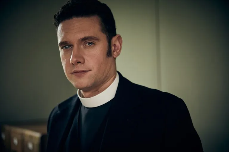 Grantchester Ending: Tom Brittney Displays on “Stunning Goodbye” Grantchester Ending: Tom Brittney Displays on “Stunning Goodbye”