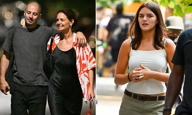 Katie Holmes’ Daughter Suri Not But Launched to New Boyfriend Katie Holmes’ Daughter Suri Not But Launched to New Boyfriend