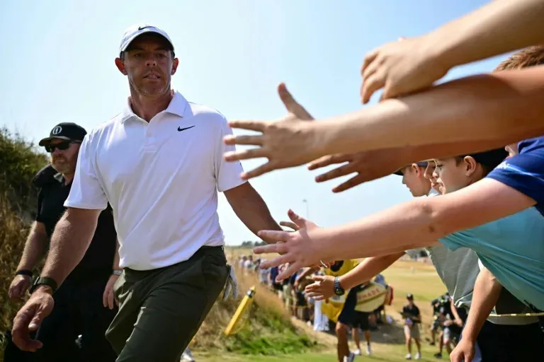 McIlroy Criticizes DeChambeau’s ‘Performative’ Actions at The Open McIlroy Criticizes DeChambeau’s ‘Performative’ Actions at The Open