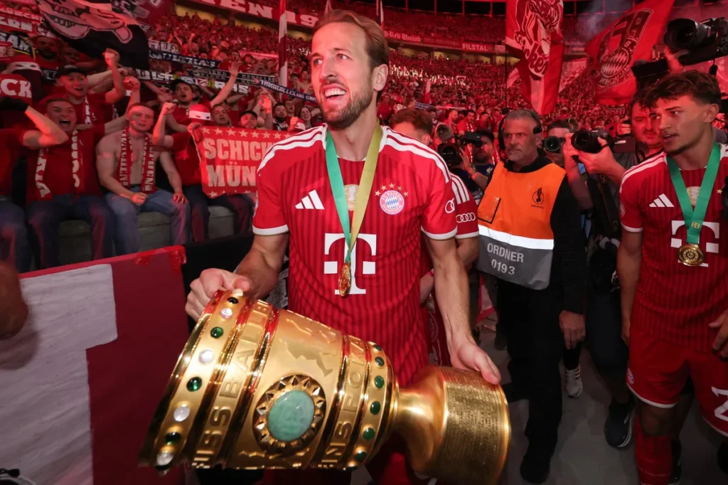 Harry Kane in Bayern Munich Contract Talks Amidst Barcelona Curiosity