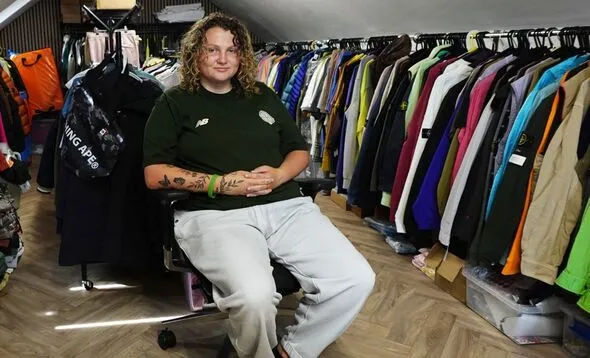 From Minimal Wage to £55k/Month: Girl’s Reselling Success From Minimal Wage to £55k/Month: Girl’s Reselling Success