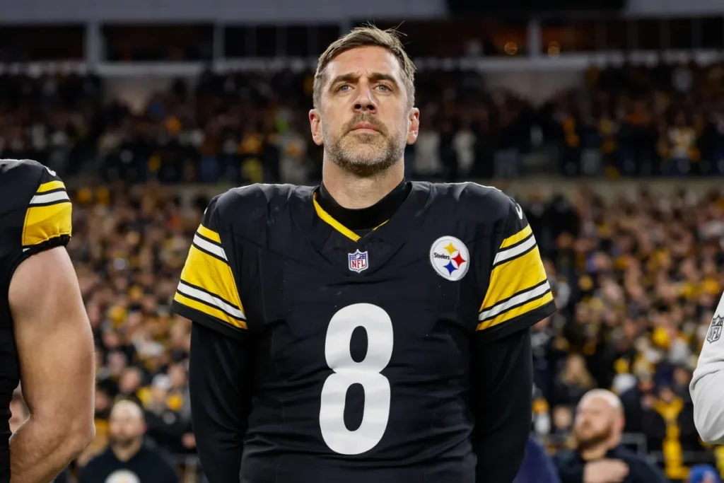 Aaron Rodgers Criticizes ESPN Over Mike Vrabel-Dianna Russini Protection