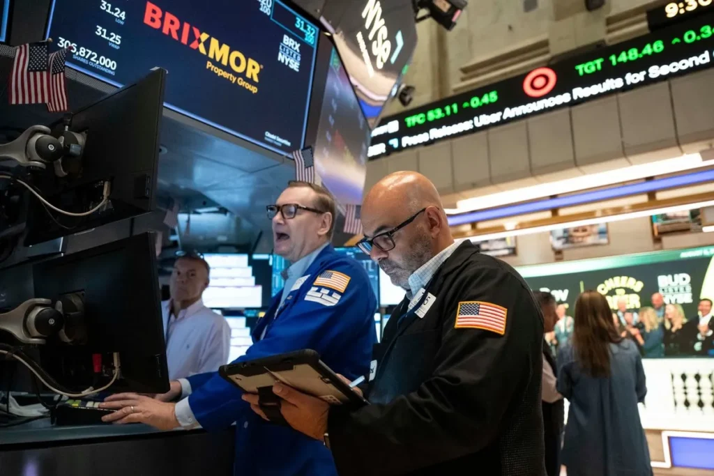 Vantage Information Facilities Explores 0 Billion IPO or Sale Amid AI Increase