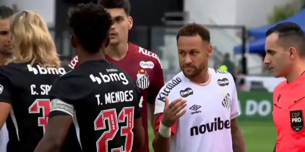 Neymar vs. Thiago Mendes: The Handshake Snub and Lingering Feud Neymar vs. Thiago Mendes: The Handshake Snub and Lingering Feud