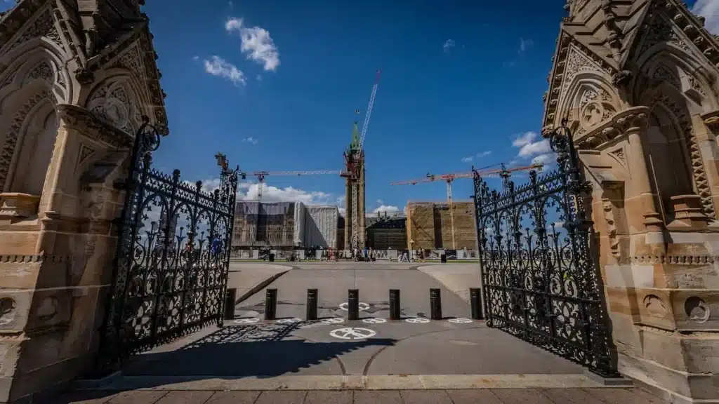 Parliament Returns: Key Points and Debates Forward This Fall